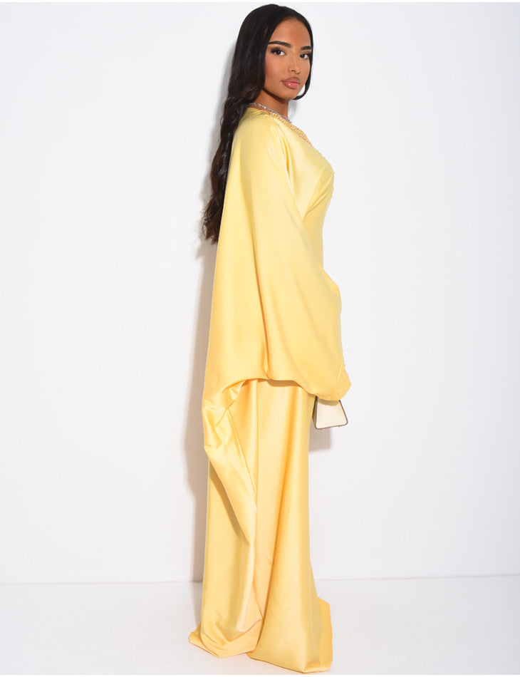 Premium-Abaya aus Satin mit Perlen