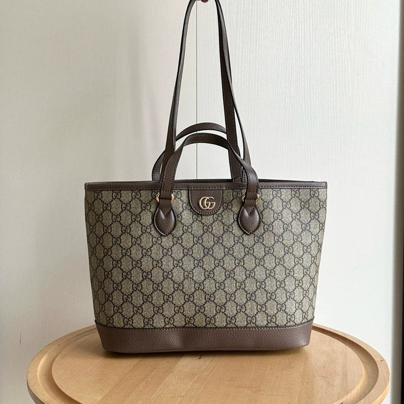 GG SUPREME MONOGRAM