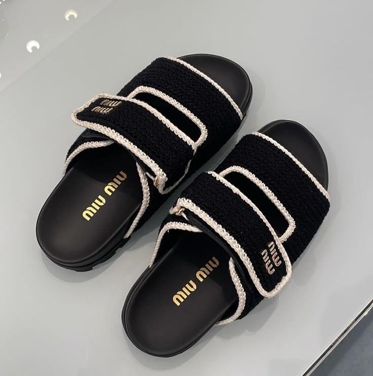 CROCHET KNIT SLIDES