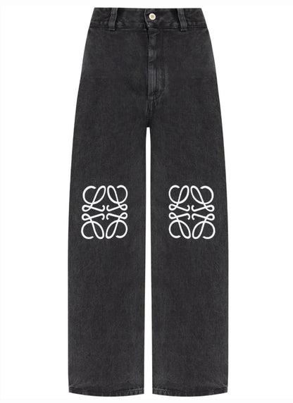 KNEE PATTERN JEANS
