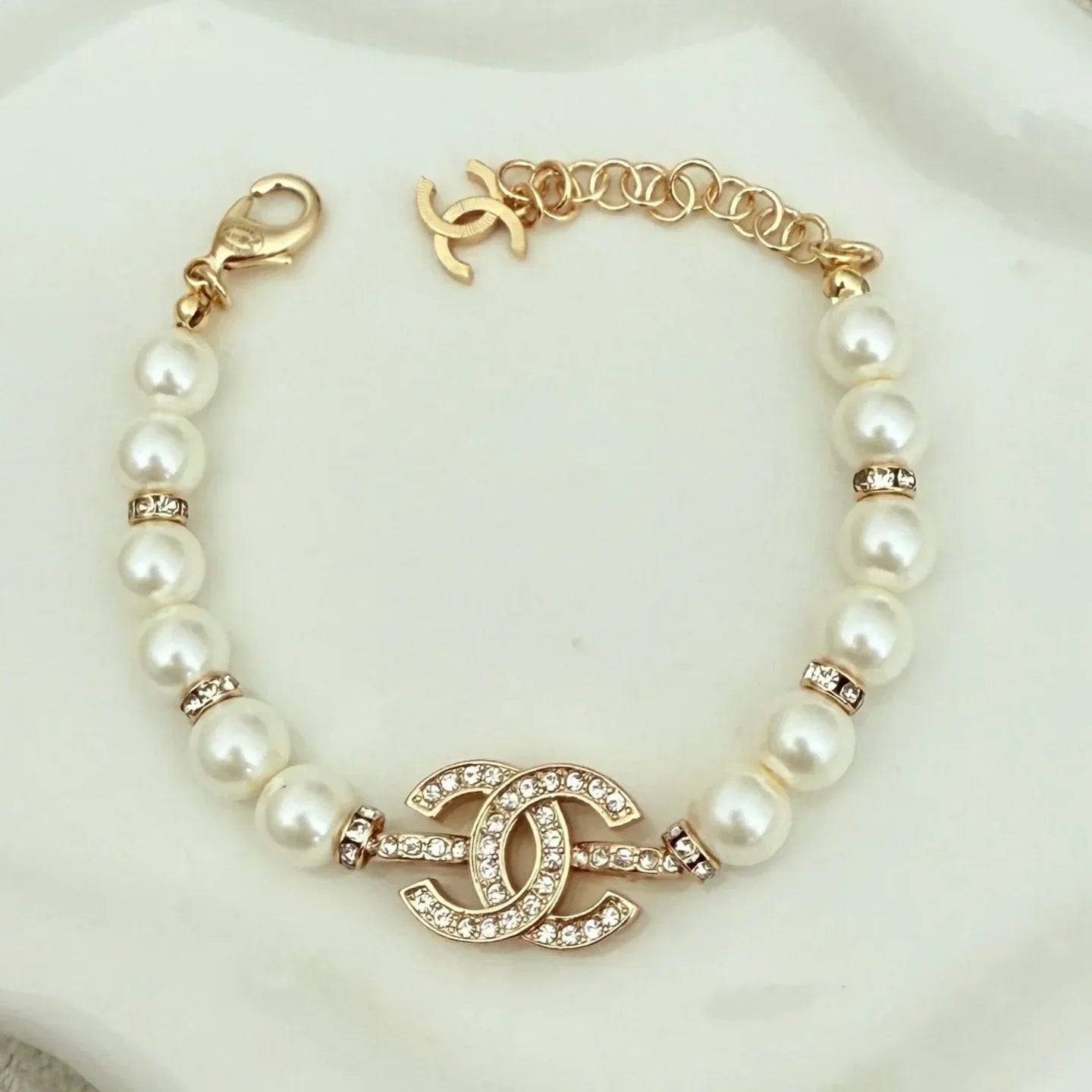 CORA PEARLS BRACELET