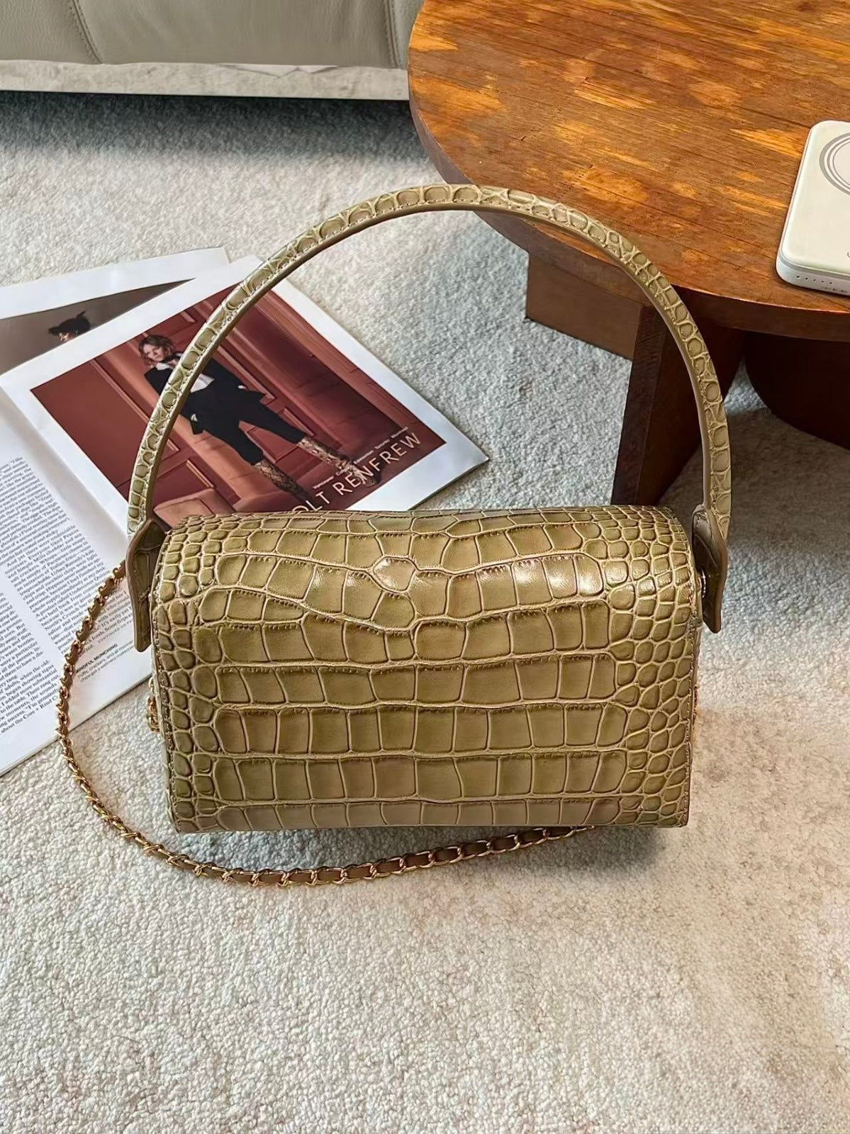 CC POCHETTE CROC