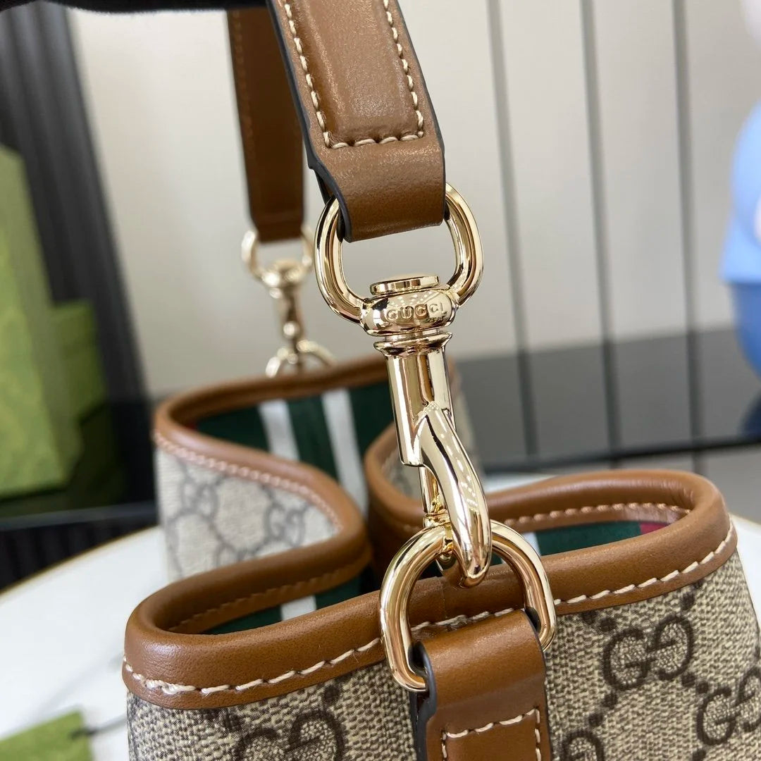 GG CANVAS SMALL BUCKET BAG