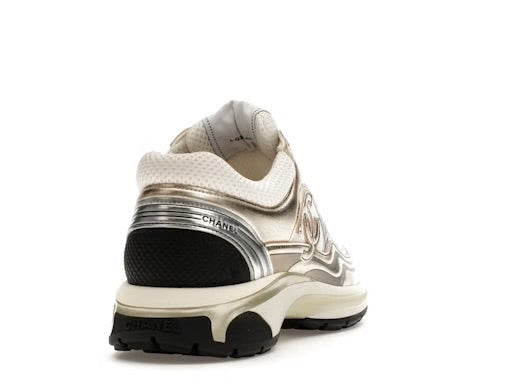 "CC" RUNNER SNEAKER
