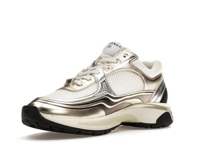 "CC" RUNNER SNEAKER