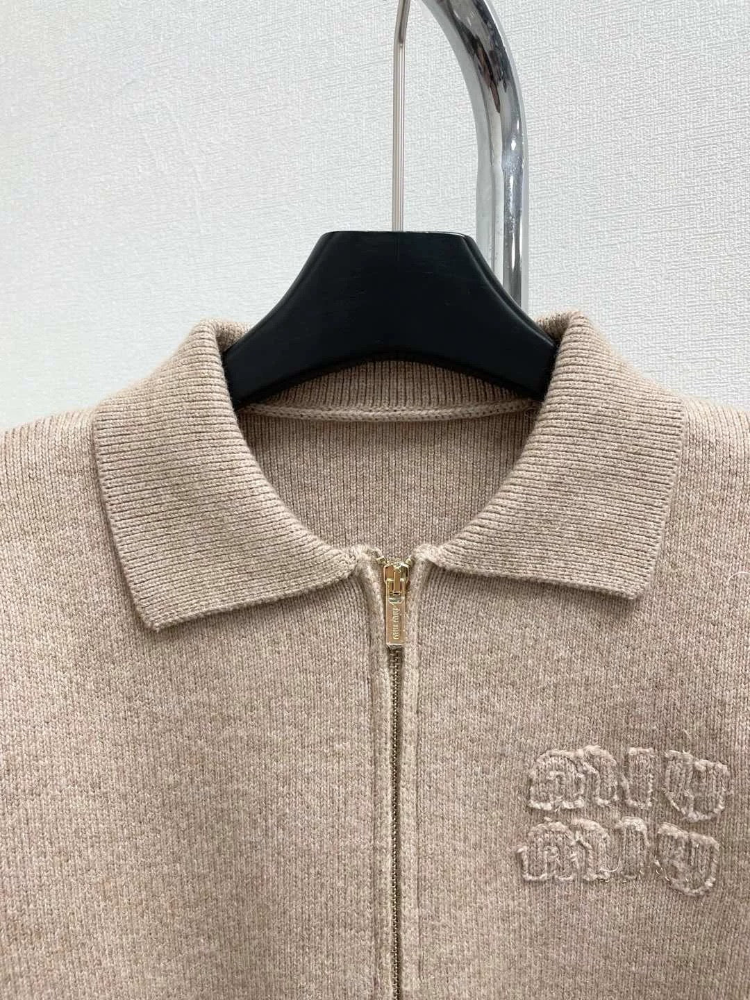 WOOL ZIPPER CARDIGAN