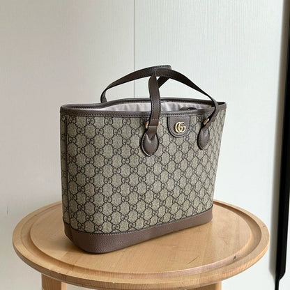 GG SUPREME MONOGRAM