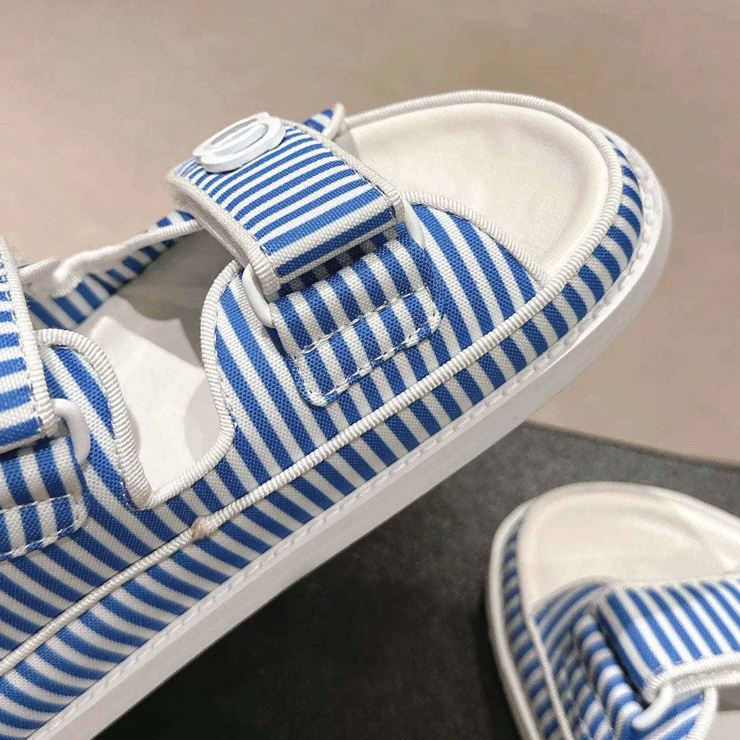 CC MULES SANDALS