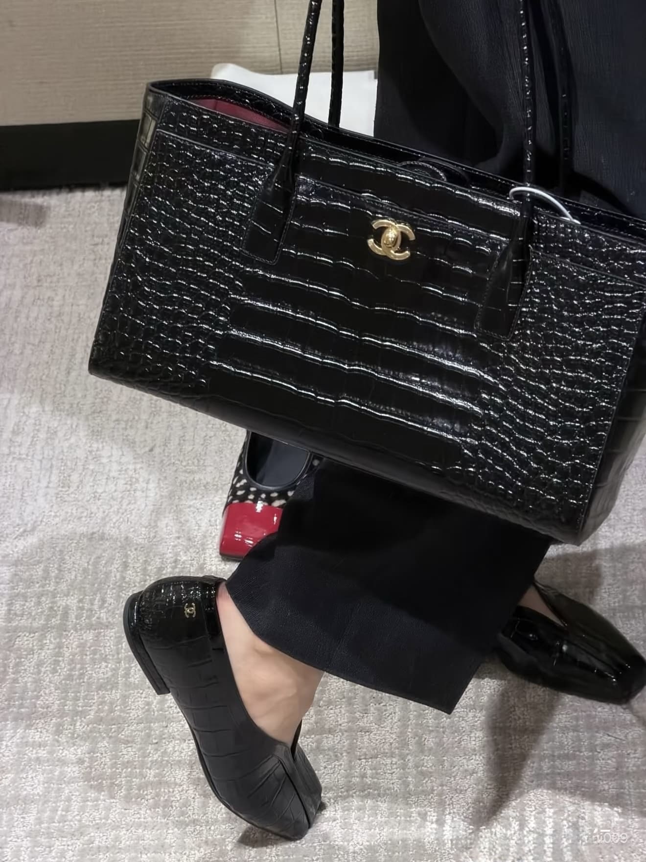 CC Small Shopping Bag Crocodile Embossed
