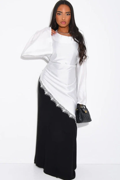 Tunika aus Satin mit Spitze